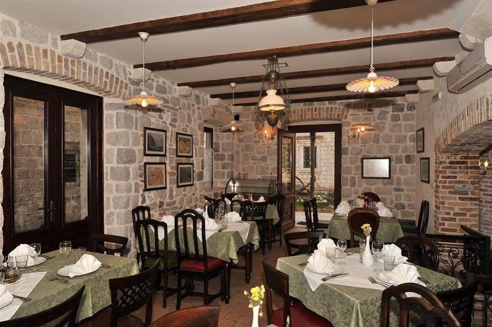 Hotel Monte Cristo Kotor Exterior foto